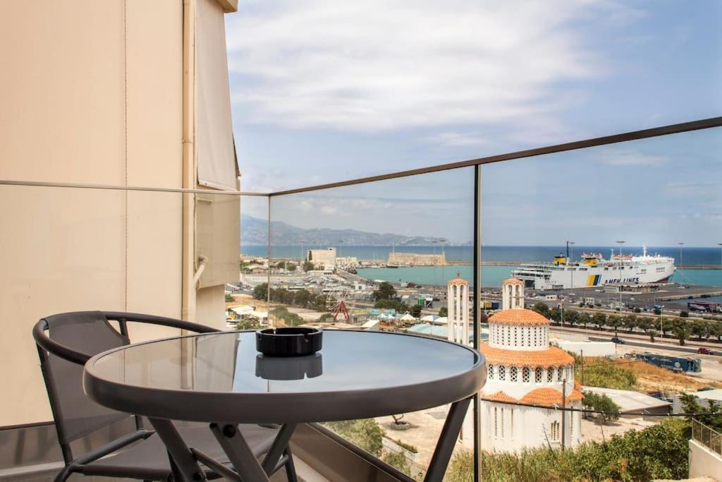 Minimal Loft Art With Sea View Over Heraklion Harbour 외부 사진