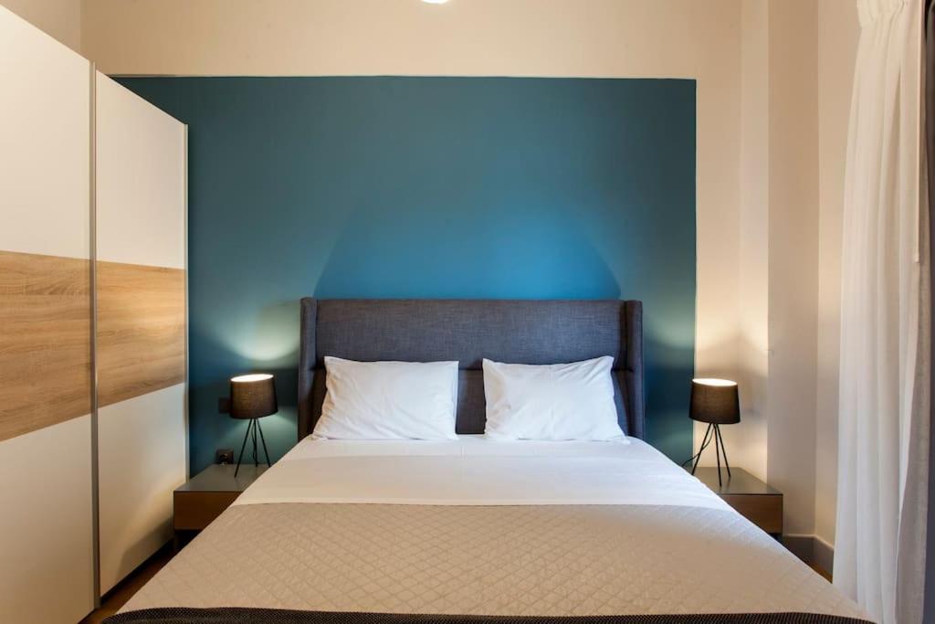 Minimal Loft Art With Sea View Over Heraklion Harbour 외부 사진