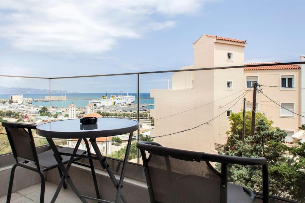 Minimal Loft Art With Sea View Over Heraklion Harbour 외부 사진